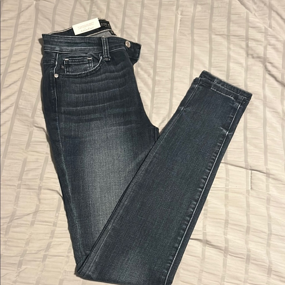 Dark Blue Skinny Jeans with Fading and Whiskering